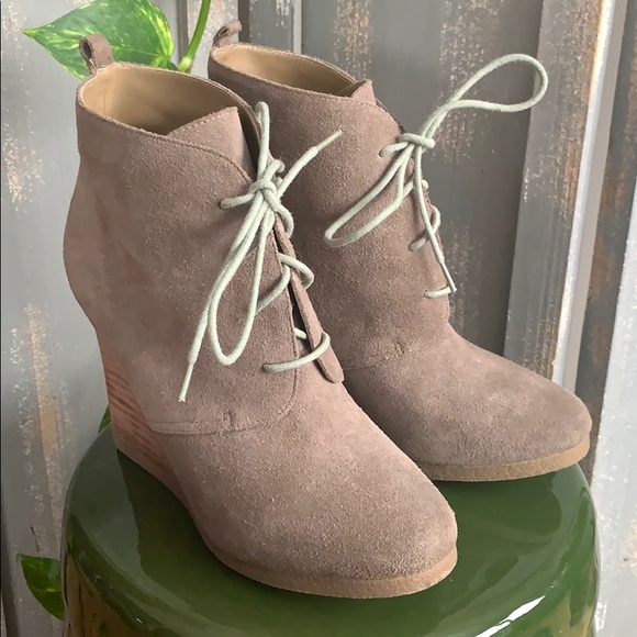 Steve Madden Suede wedge heel lace up boots - Picture 3 of 11